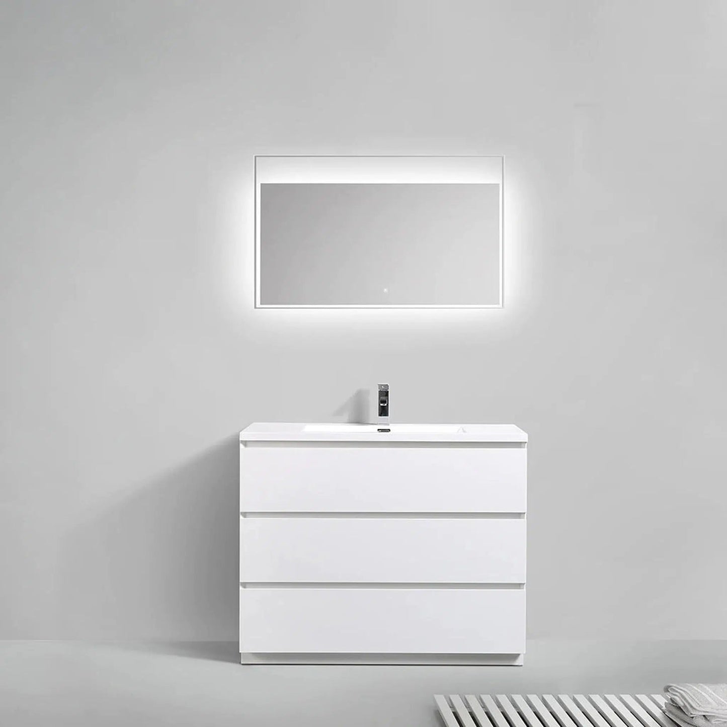 TONA Edison 42" White Freestanding Bathroom Vanity With Artificial Stone Integrated Top & Sink