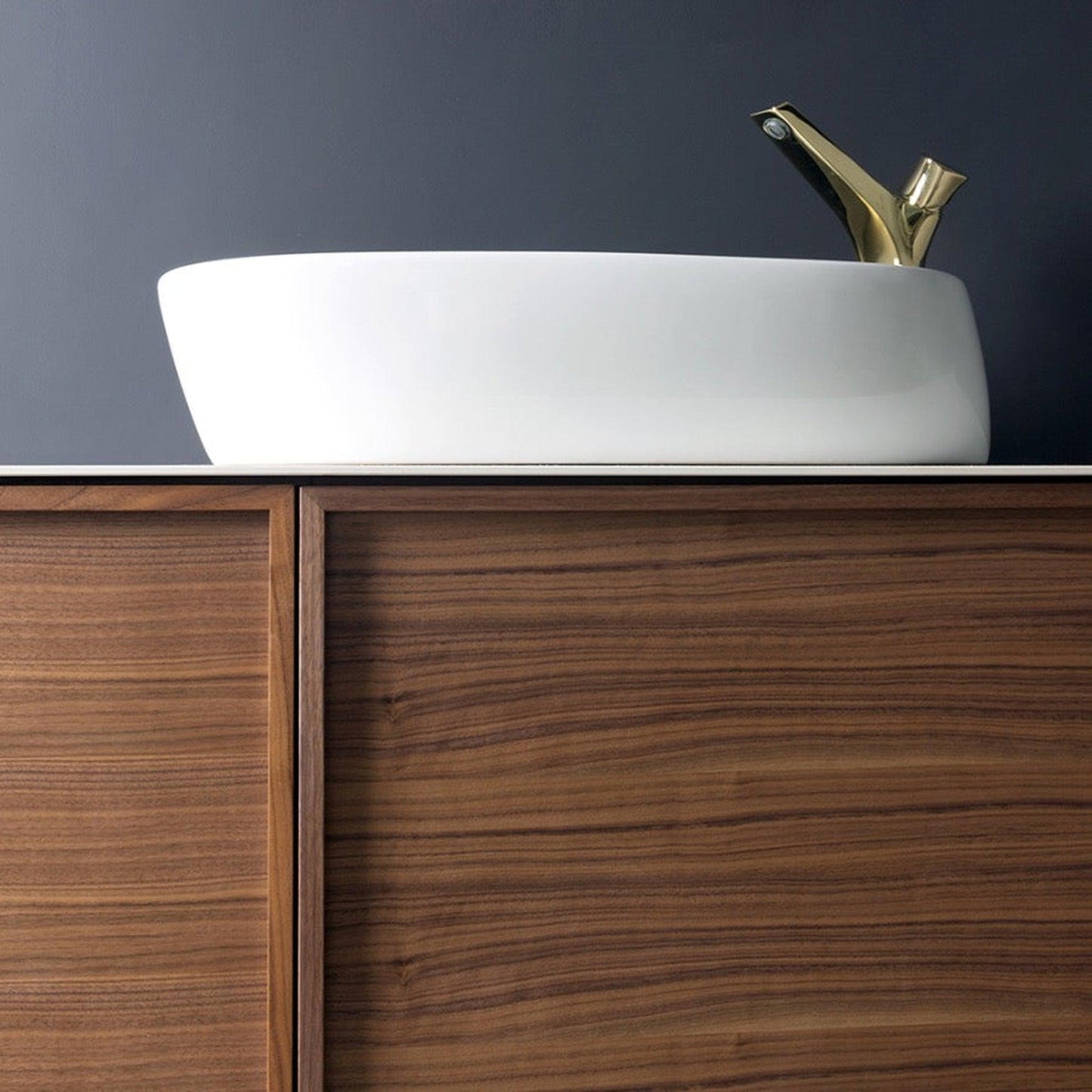 TONA Forest 65" Natural Walnut Grain Solid Wood Wall-Mounted Bathroom Vanity With Glossy White Single Vessel Sink