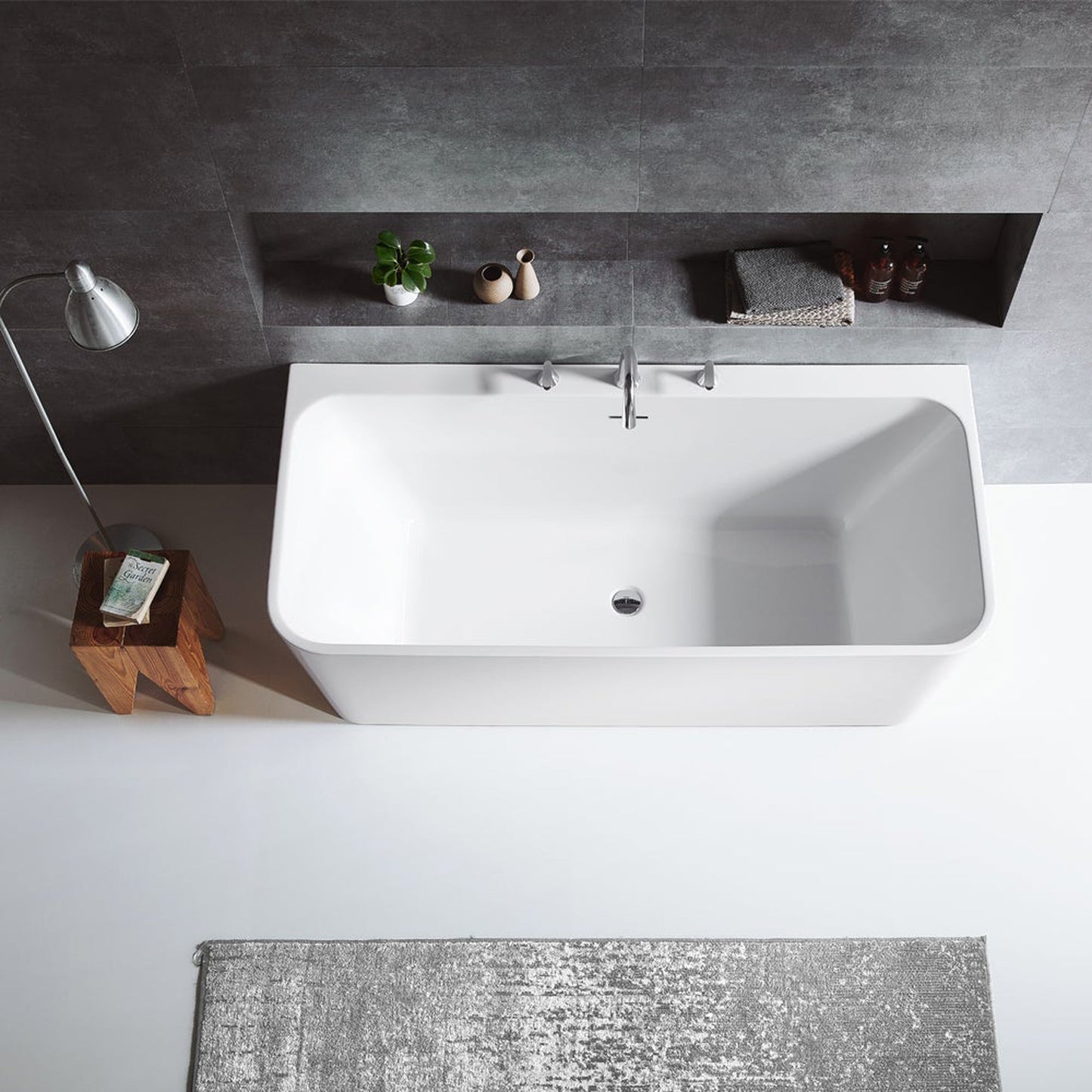 Vinnova Dashiel 67" x 32" White Rectangular Freestanding Soaking Acrylic Bathtub
