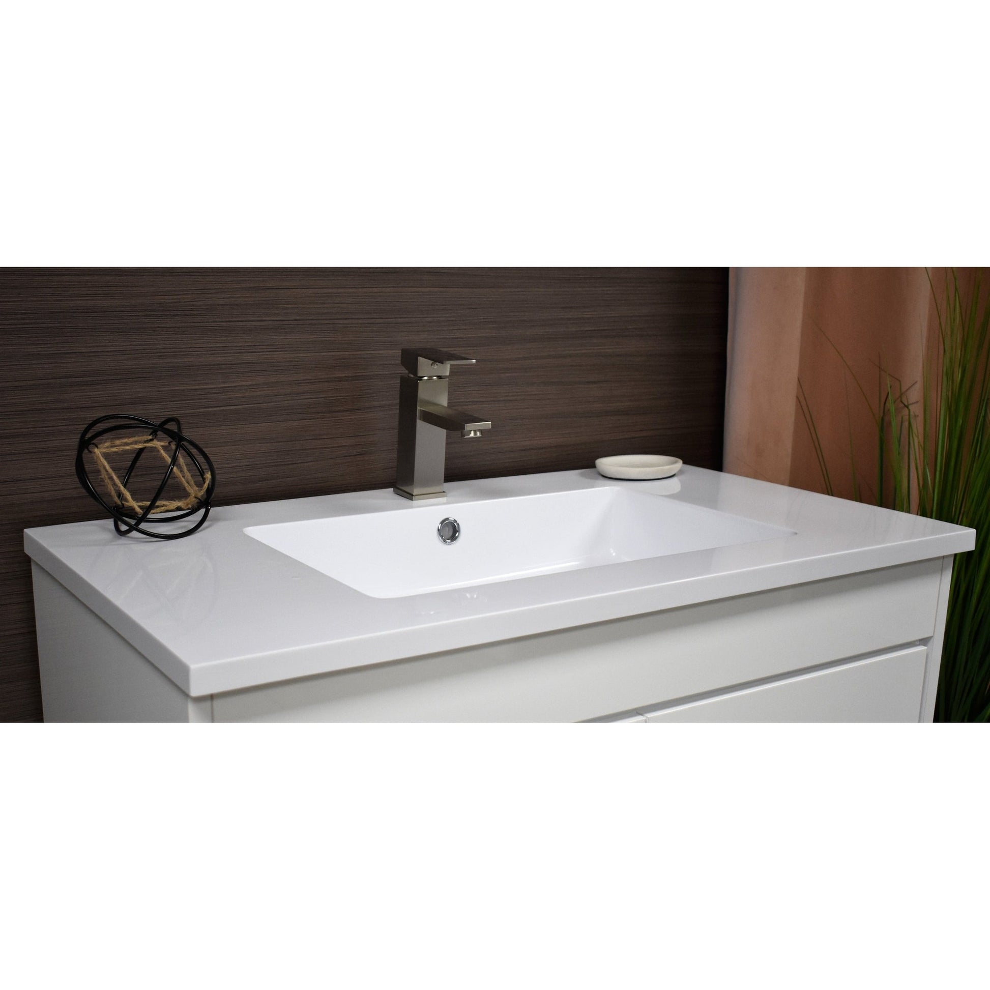 Volpa USA Rio 36" White Freestanding Modern Bathroom Vanity With Integrated Acrylic Top and Brushed Nickel Handles