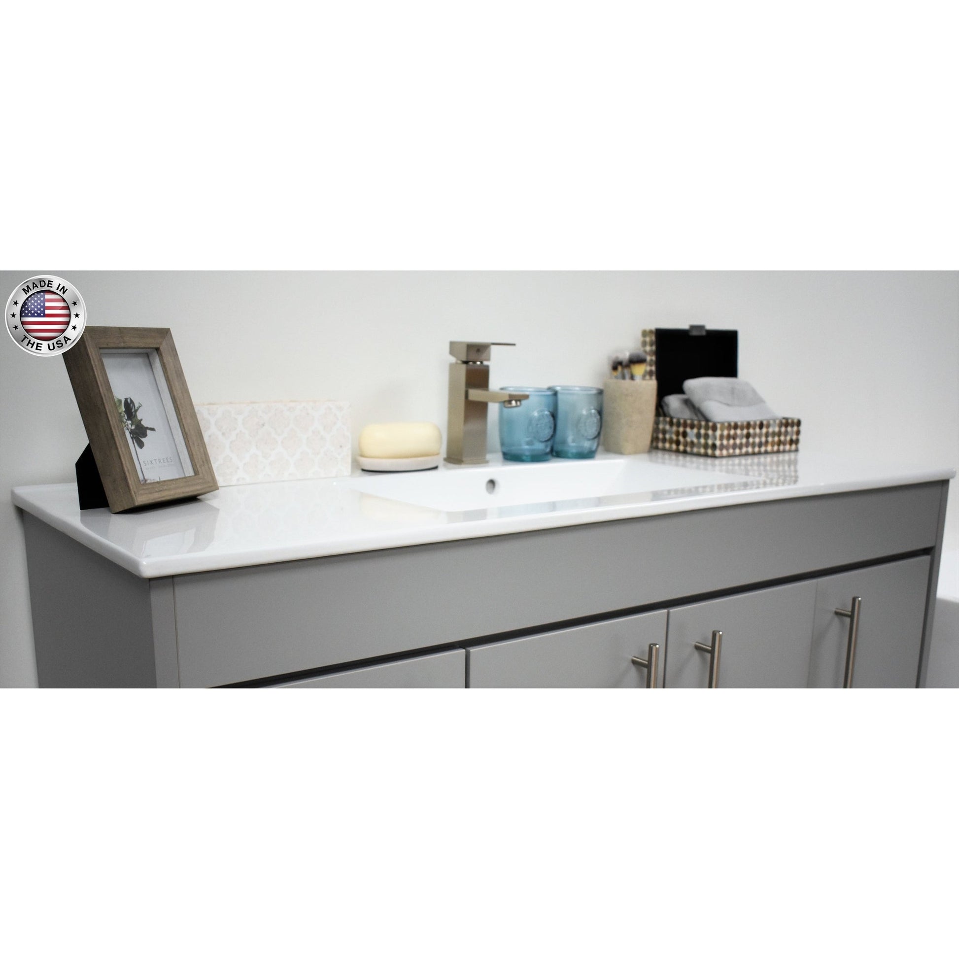 Volpa USA Villa 48" Gray Freestanding Modern Bathroom Vanity With Integrated Ceramic Top and Brushed Nickel Round Handles