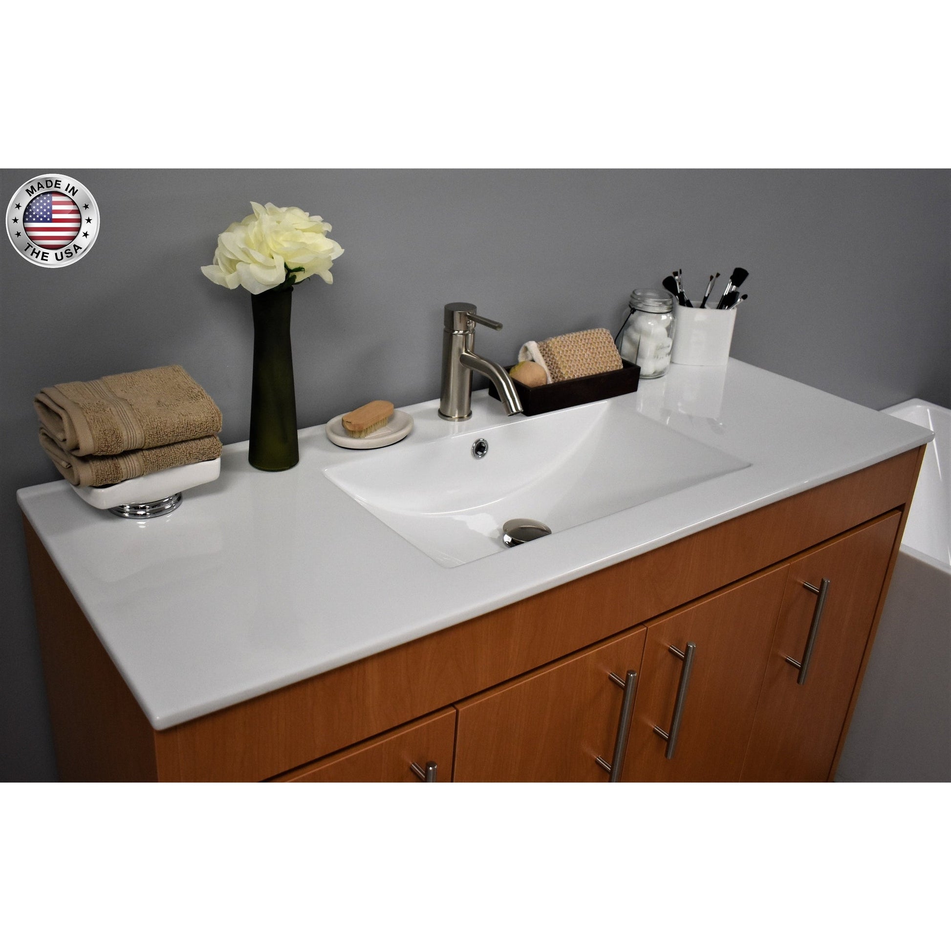 Volpa USA Villa 48" Honey Maple Freestanding Modern Bathroom Vanity With Integrated Ceramic Top and Brushed Nickel Round Handles